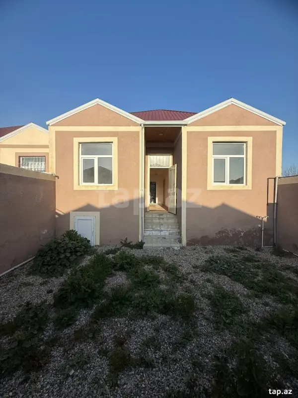 Satılır 4 otaqlı həyət evi 176 m²