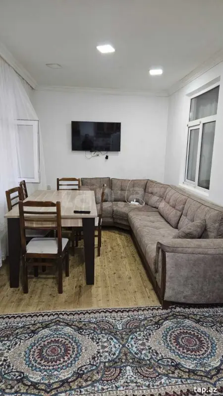 Satılır 4 otaqlı həyət evi 100 m²