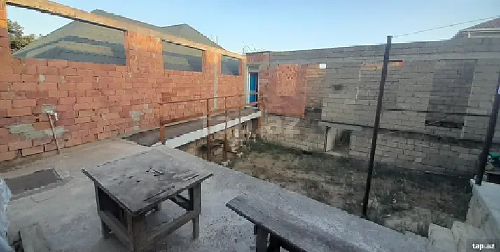 Satılır 2 otaqlı həyət evi 700 m² — Bakı 2 otaq 700.00 m²