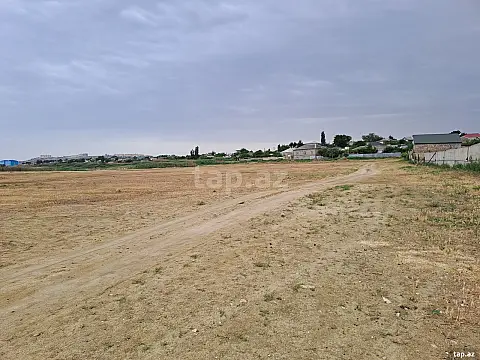 Satılır torpaq sahəsi — Bakı