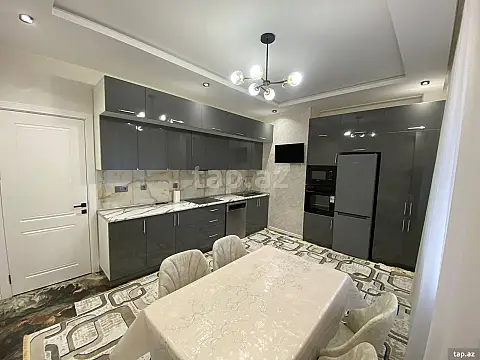 Kirayə verilir 3 otaqlı yeni tikili 140 m² — Bakı, Nəsimi 3 otaq 140.00 m²