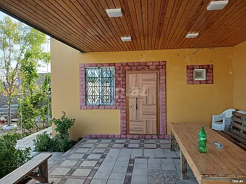 Satılır 1 otaqlı həyət evi 42 m² — Bakı 1 otaq 42.00 m²