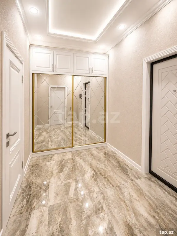 Satılır 2 otaqlı yeni tikili 70 m²