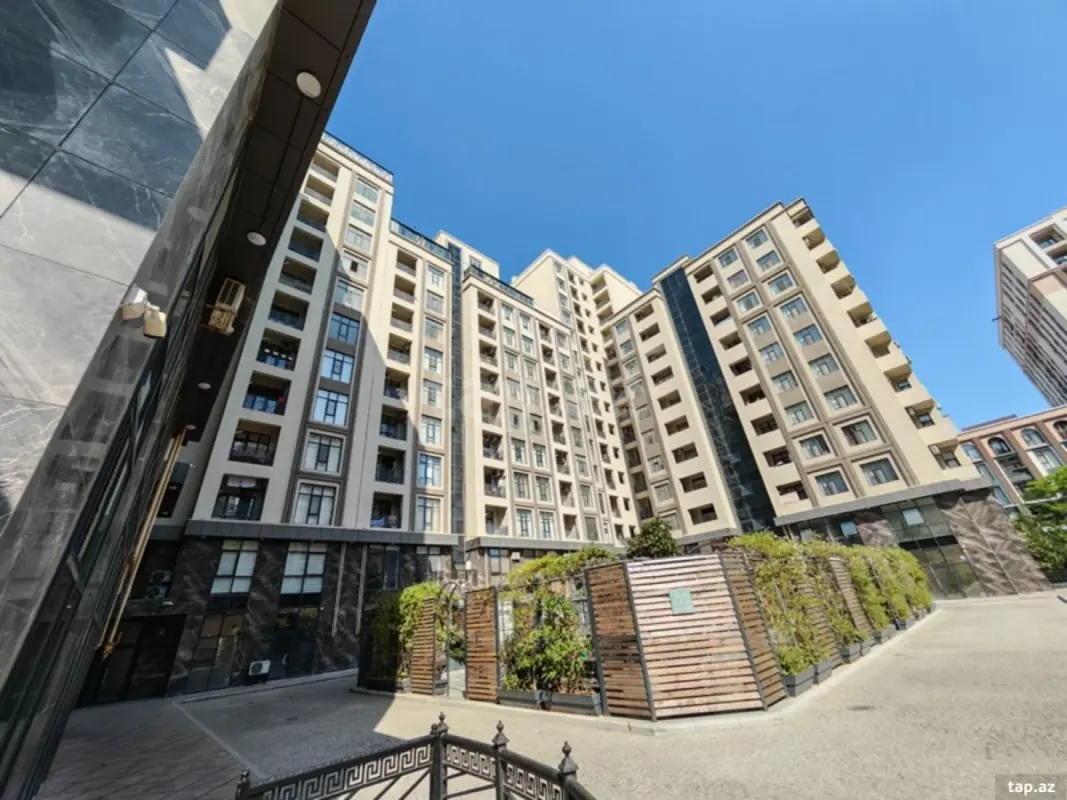Kirayə verilir 2 otaqlı yeni tikili 75 m²