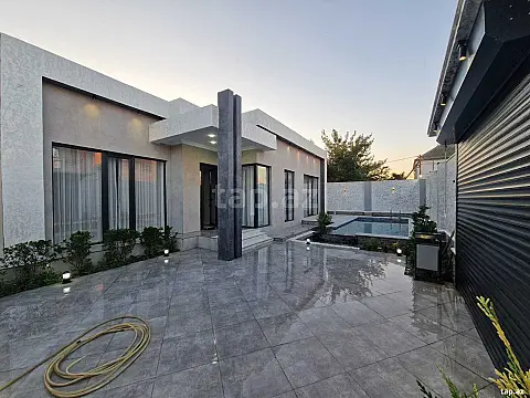 Satılır 4 otaqlı həyət evi 180 m² — Bakı, Mərdəkan 4 otaq 180.00 m²