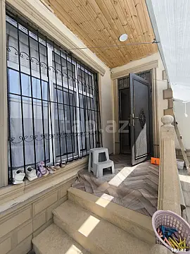 Satılır 3 otaqlı həyət evi 90 m² — Bakı 3 otaq 90.00 m²
