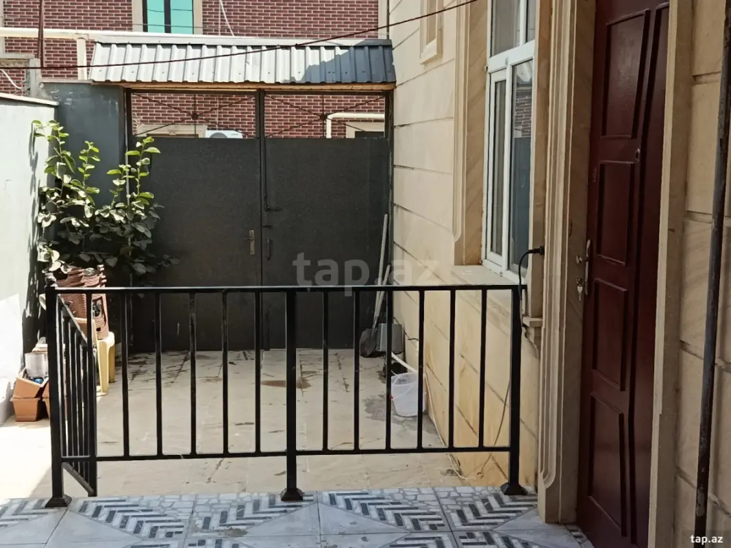 Satılır 2 otaqlı həyət evi 130 m²