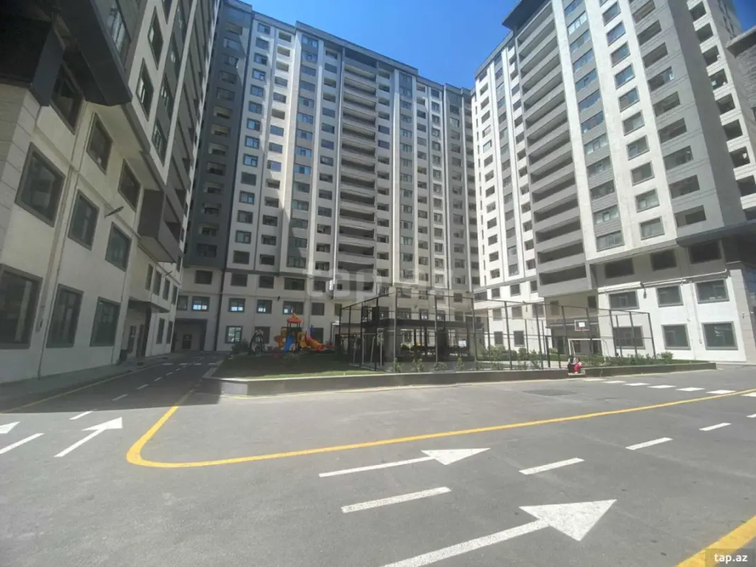 Satılır 2 otaqlı yeni tikili 70 m²