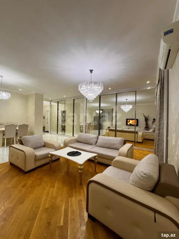 Satılır 3 otaqlı yeni tikili 117 m²