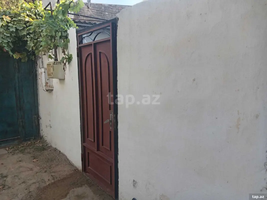 Satılır 2 otaqlı həyət evi 70 m²