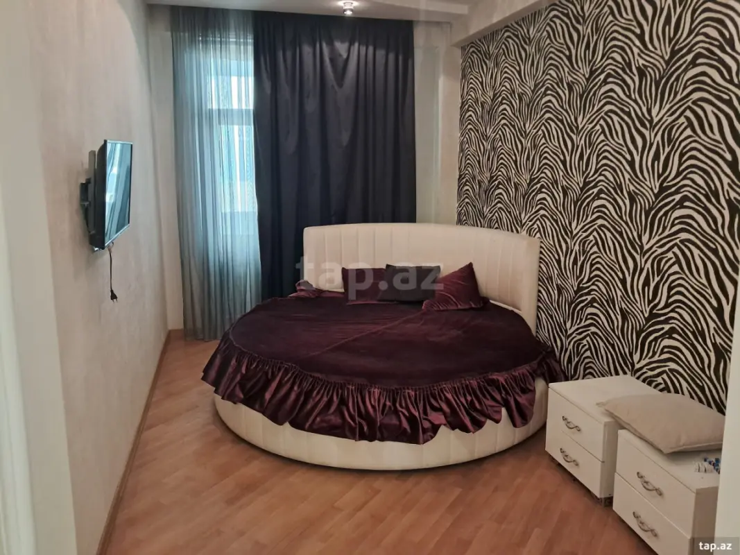 Satılır 3 otaqlı yeni tikili 168 m²