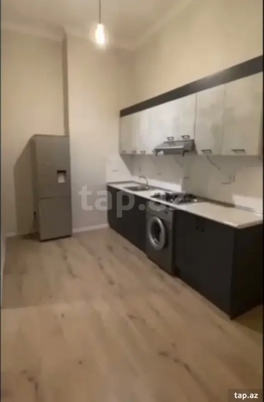 Kirayə verilir 2 otaqlı yeni tikili 75 m²