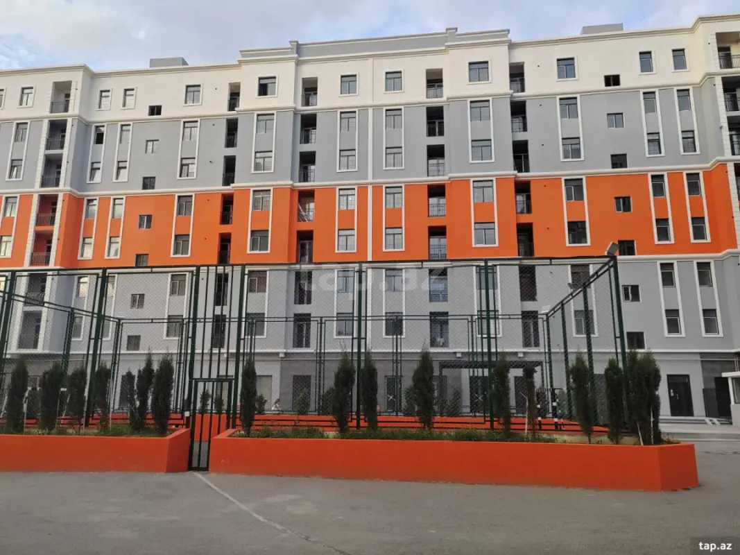 Satılır 3 otaqlı yeni tikili 82.2 m²