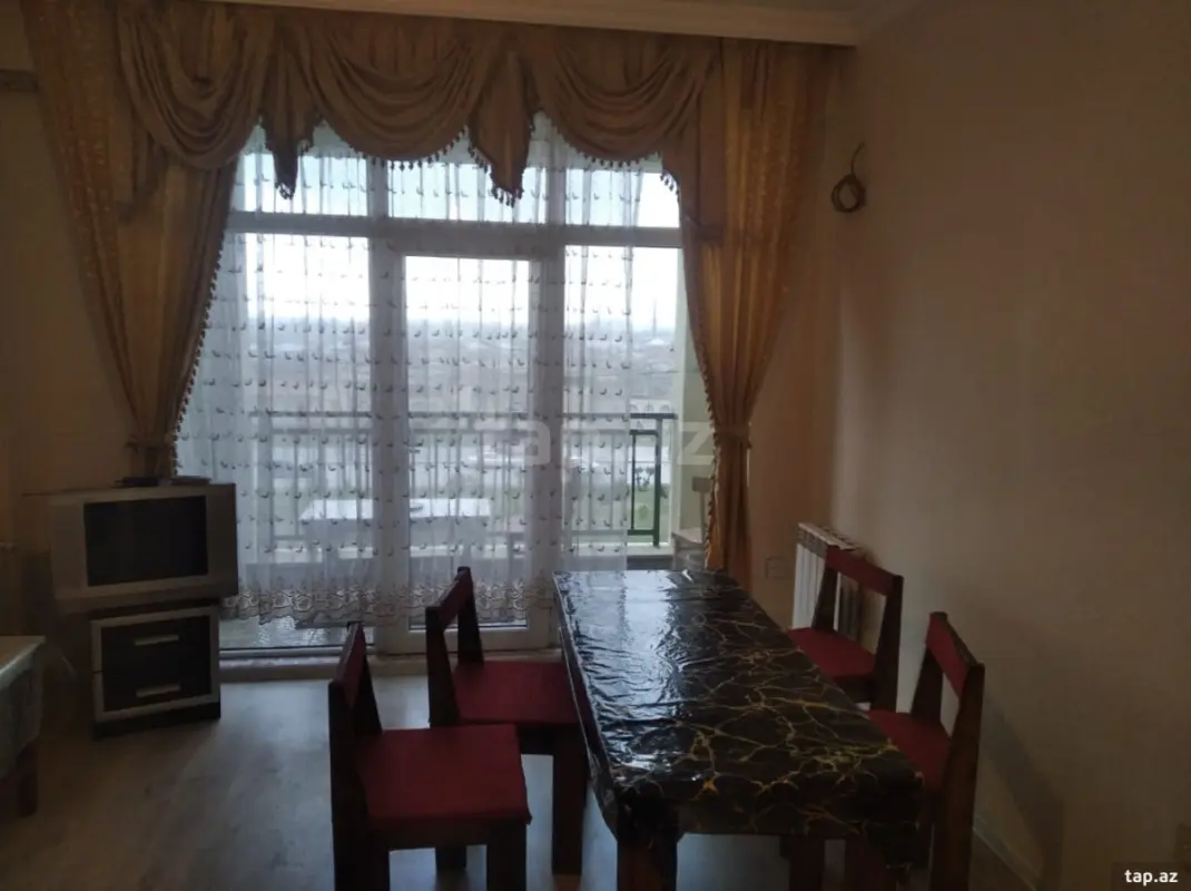 Kirayə verilir 2 otaqlı yeni tikili 45 m²