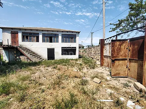 Satılır 4 otaqlı həyət evi 200 m² — Bakı, Novxanı 4 otaq 200.00 m²