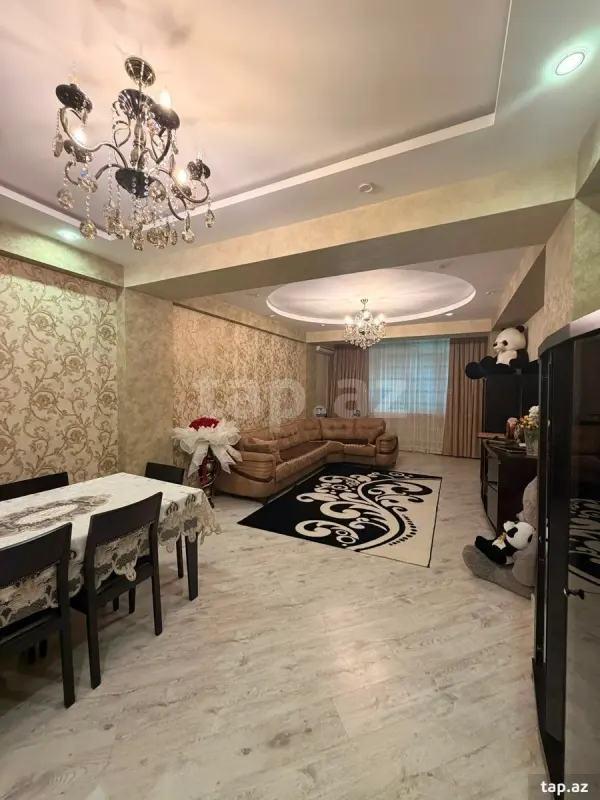 Satılır 3 otaqlı yeni tikili 120 m²