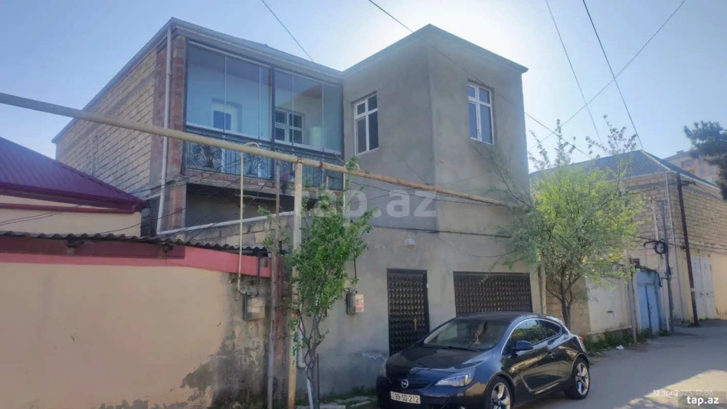 Satılır 5 otaqlı həyət evi 150 m²
