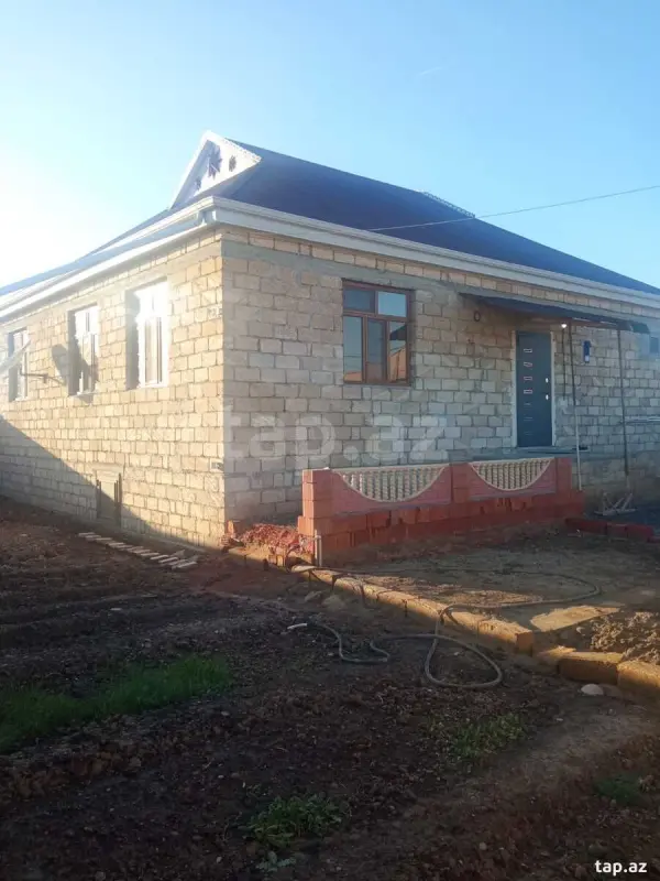 Satılır 3 otaqlı həyət evi 115 m²