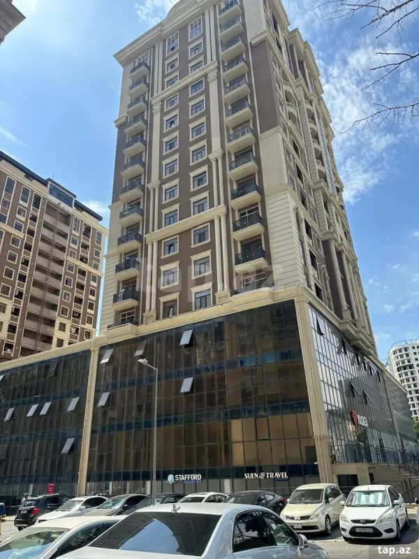 Satılır 4 otaqlı yeni tikili 131 m²