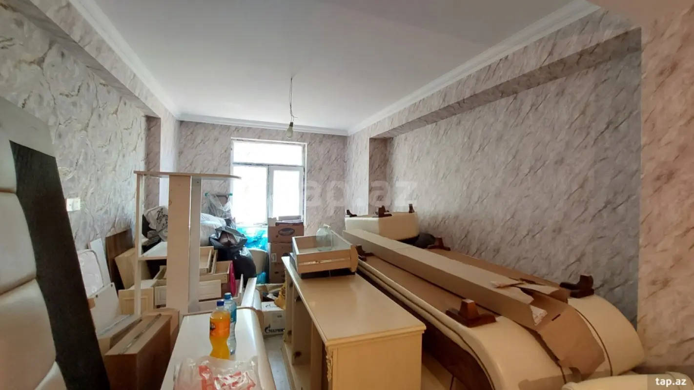 Satılır 3 otaqlı yeni tikili 72 m²