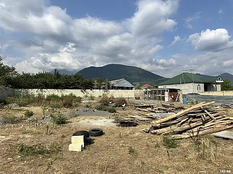 Satılır torpaq sahəsi — Qəbələ