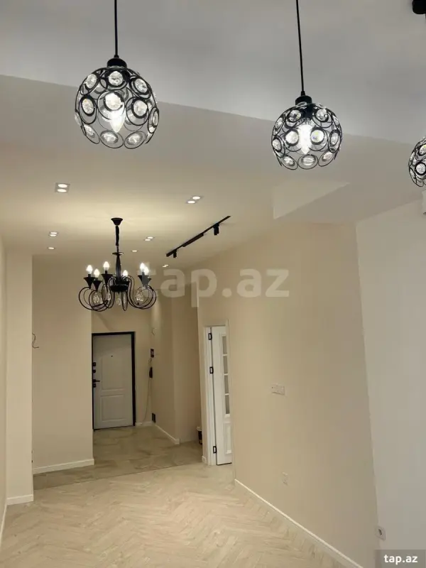 Satılır 2 otaqlı yeni tikili 55 m²
