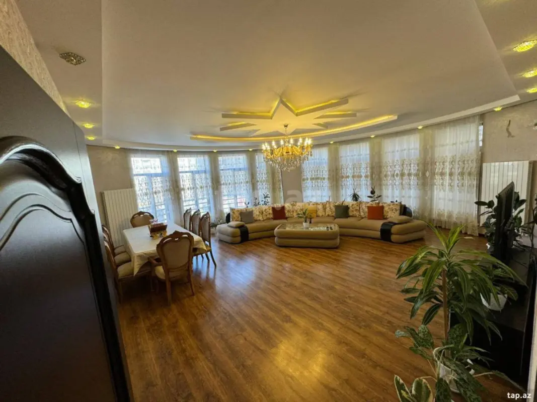 Satılır 4 otaqlı yeni tikili 198 m²