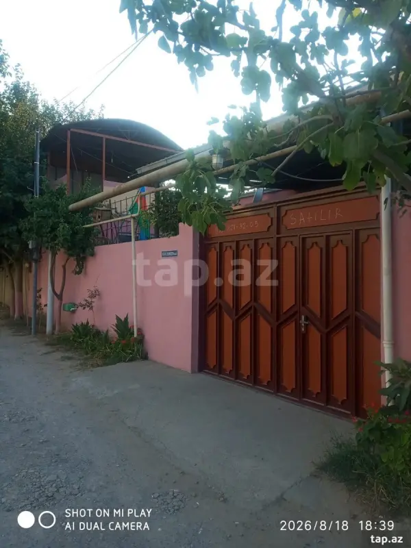 Satılır 6 otaqlı həyət evi 150 m²