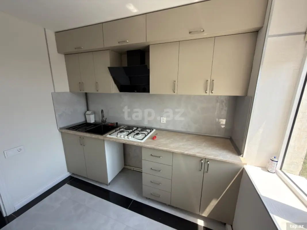 Satılır 3 otaqlı mənzil 68 m²