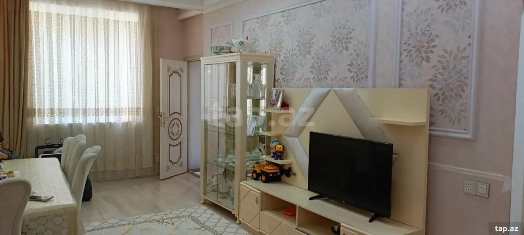 Satılır 2 otaqlı yeni tikili 54 m²