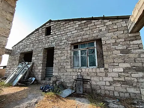 Satılır 5 otaqlı həyət evi 200 m² — Bakı 5 otaq 200.00 m²