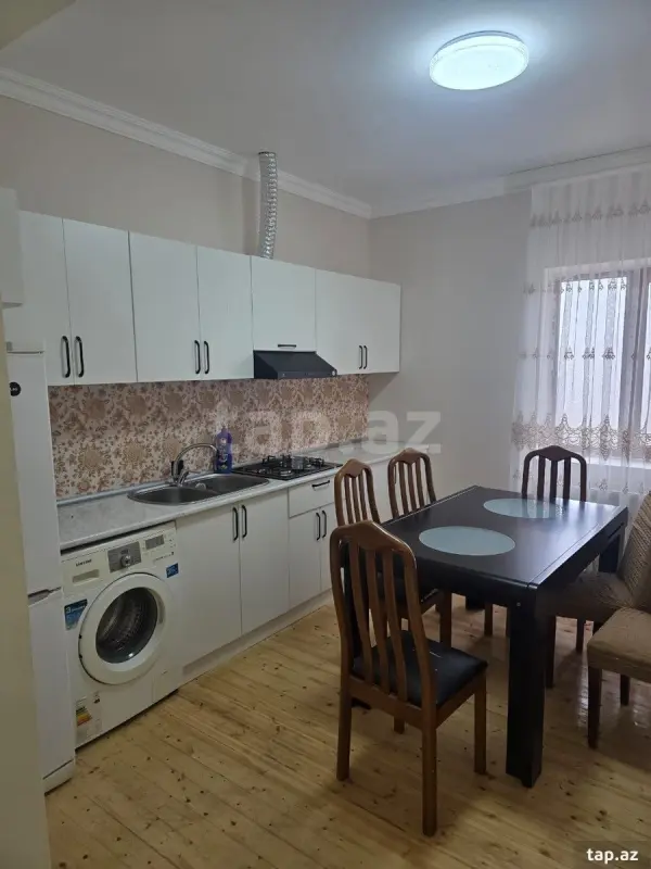 Kirayə verilir 3 otaqlı həyət evi 62 m²