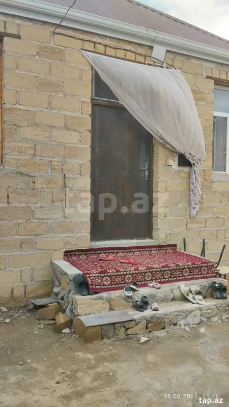 Satılır 3 otaqlı həyət evi 150 m²
