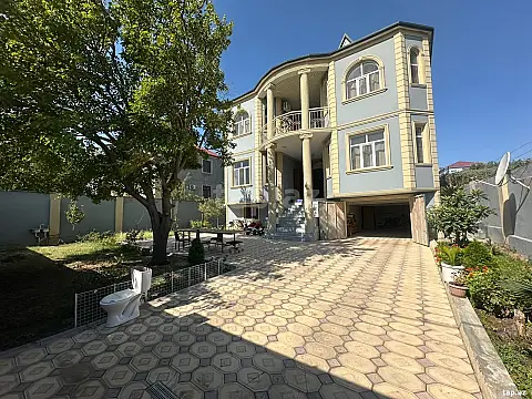 Satılır 6 otaqlı həyət evi 200 m² — Bakı 6 otaq 200.00 m²