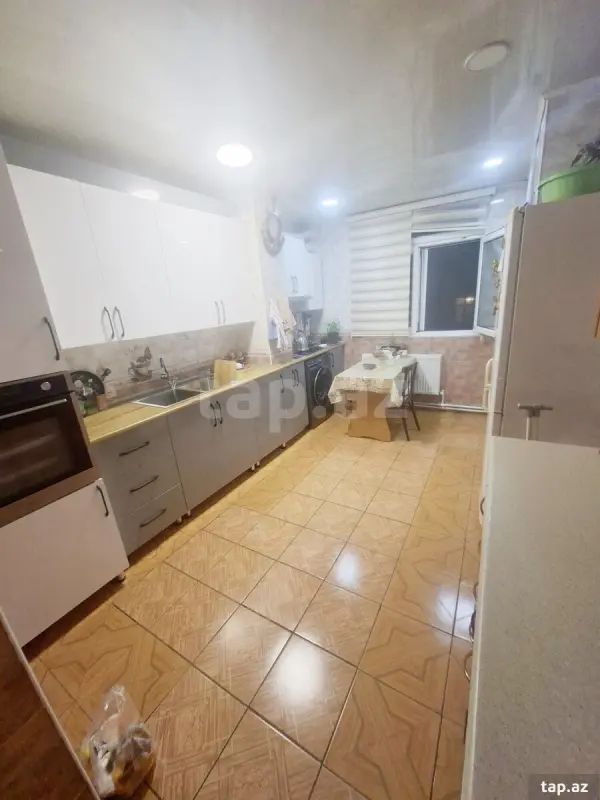 Satılır 2 otaqlı mənzil 62 m²