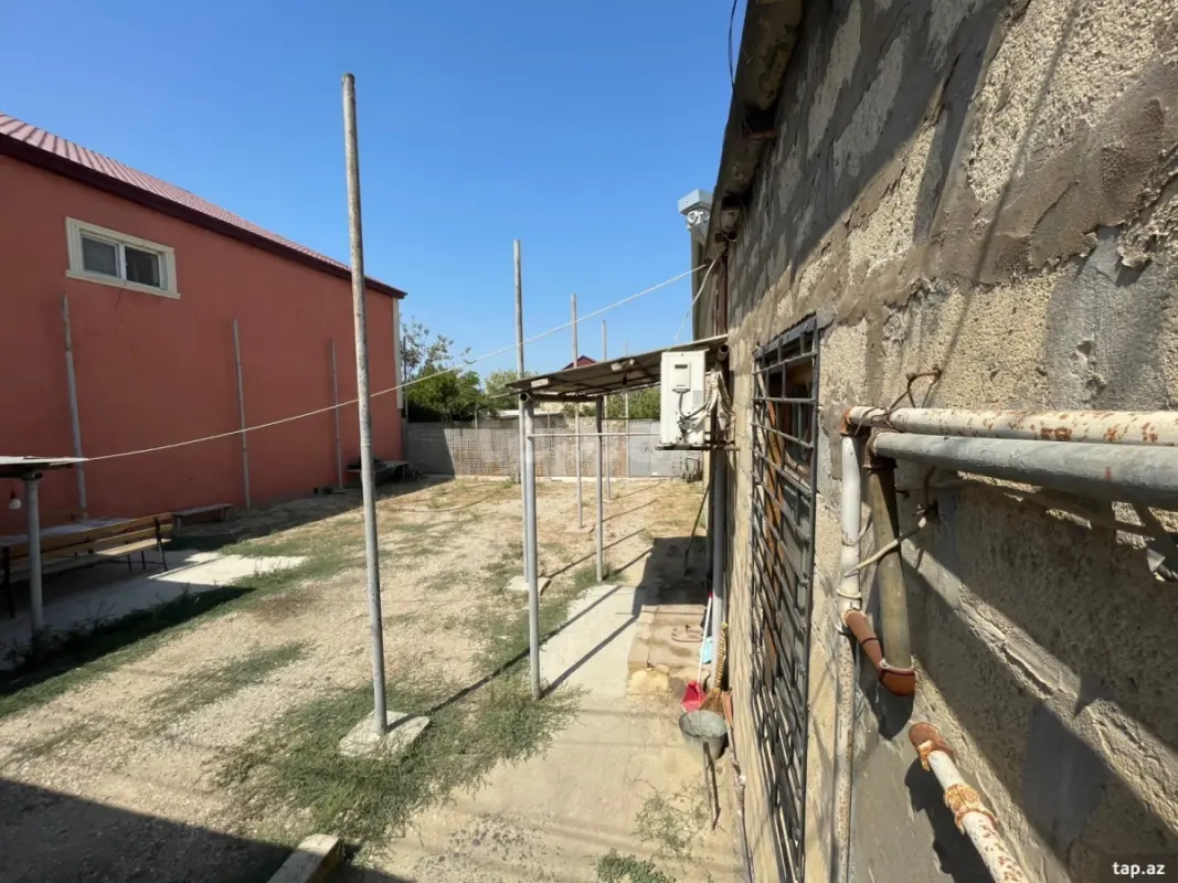 Satılır 5 otaqlı həyət evi 90 m²