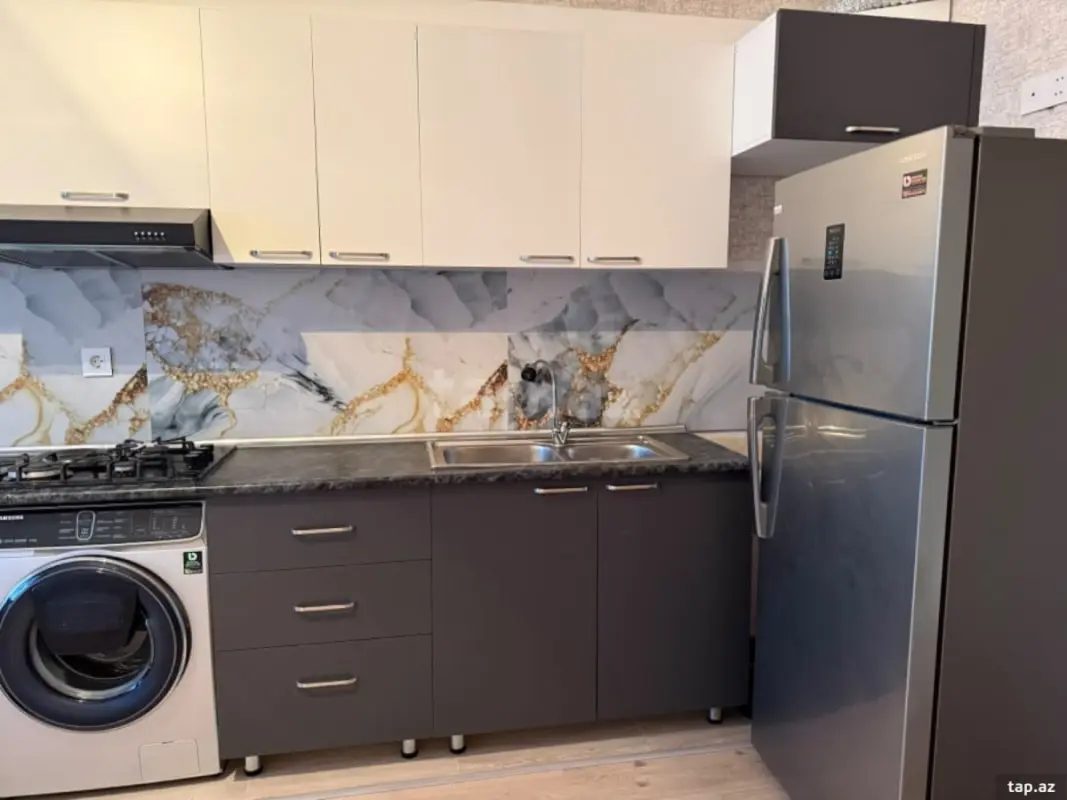 Kirayə verilir 2 otaqlı yeni tikili 65 m²