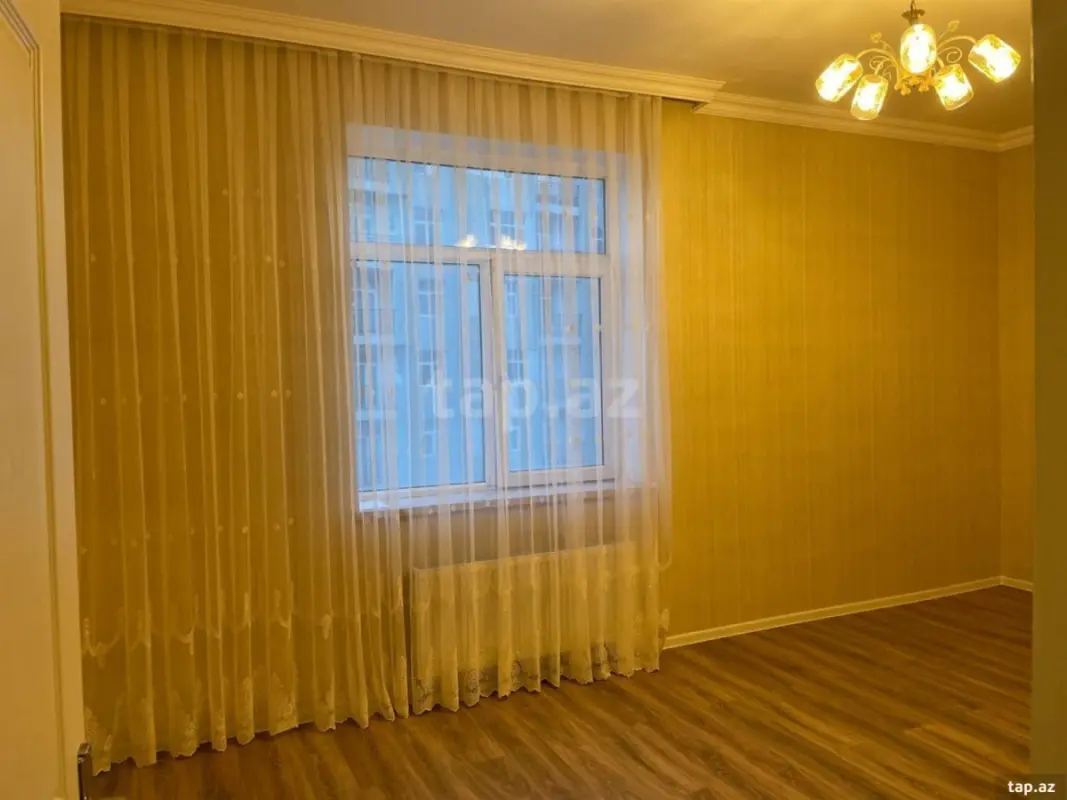 Satılır 3 otaqlı yeni tikili 76 m²