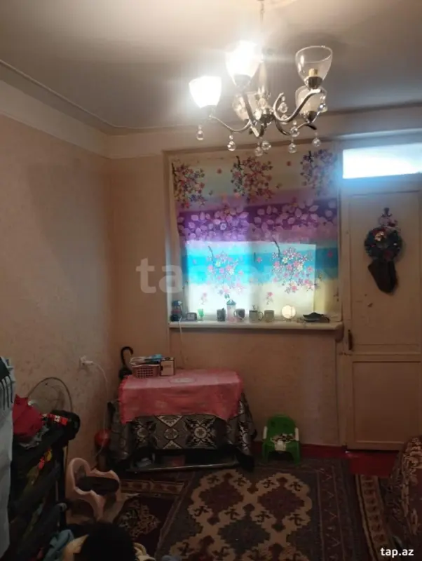 Satılır 4 otaqlı mənzil 90 m²