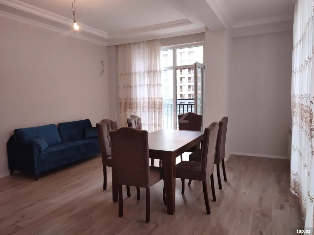 Kirayə verilir 2 otaqlı yeni tikili 70 m²