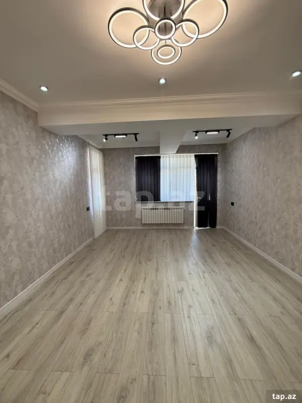 Satılır 2 otaqlı yeni tikili 82 m²