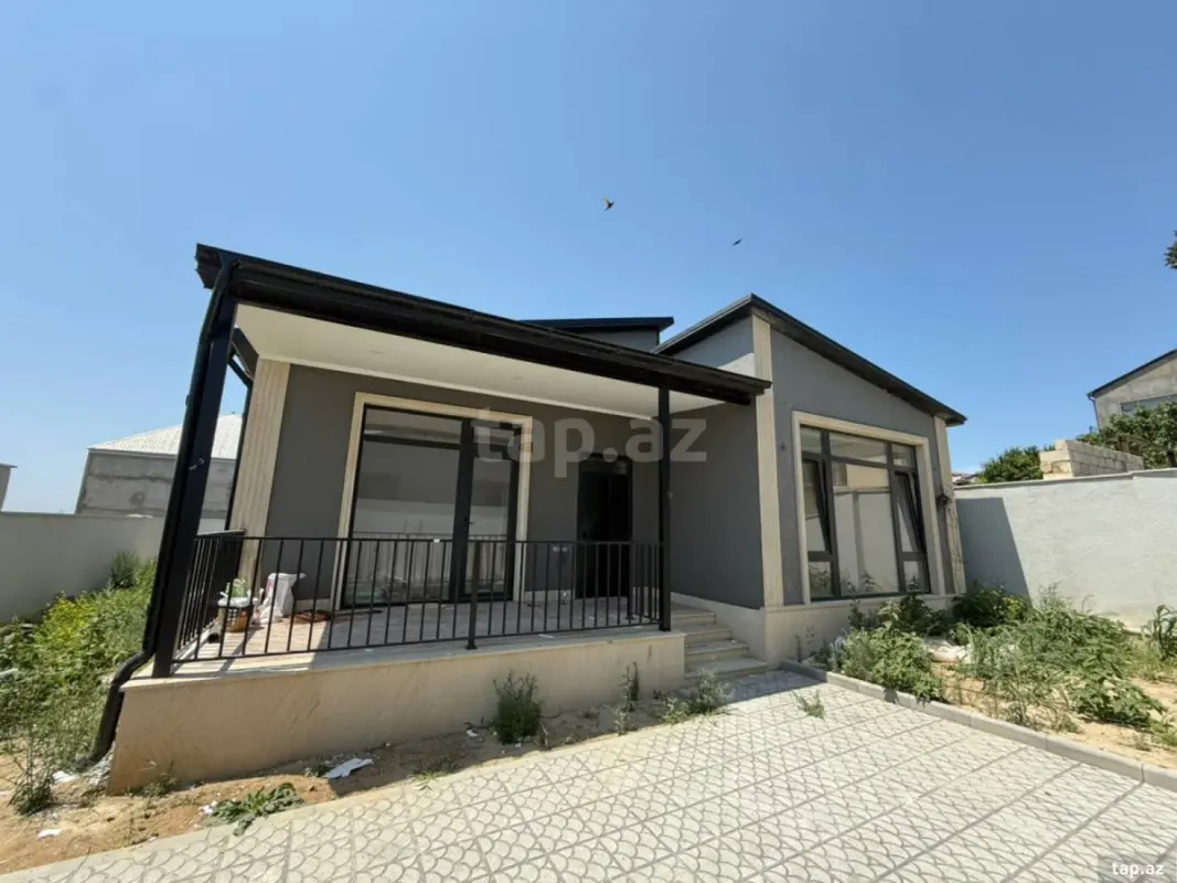 Satılır 4 otaqlı həyət evi 136 m²