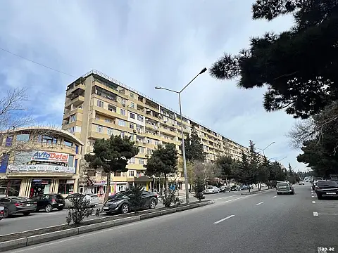 Satılır 4 otaqlı mənzil 105 m² — Bakı, Bakıxanov 4 otaq 105.00 m²