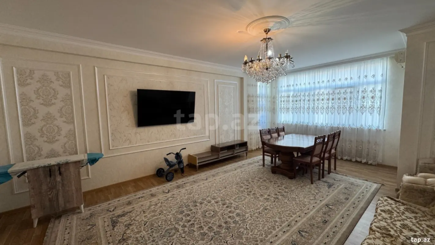 Satılır 3 otaqlı yeni tikili 140 m²