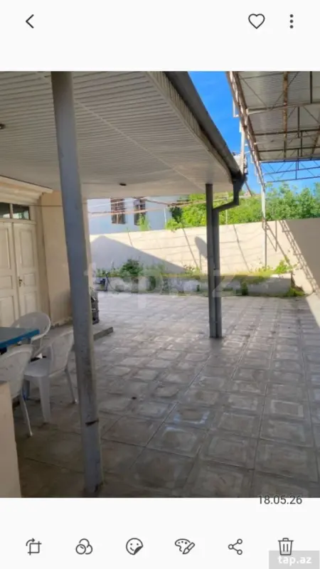 Satılır 3 otaqlı həyət evi 300 m²
