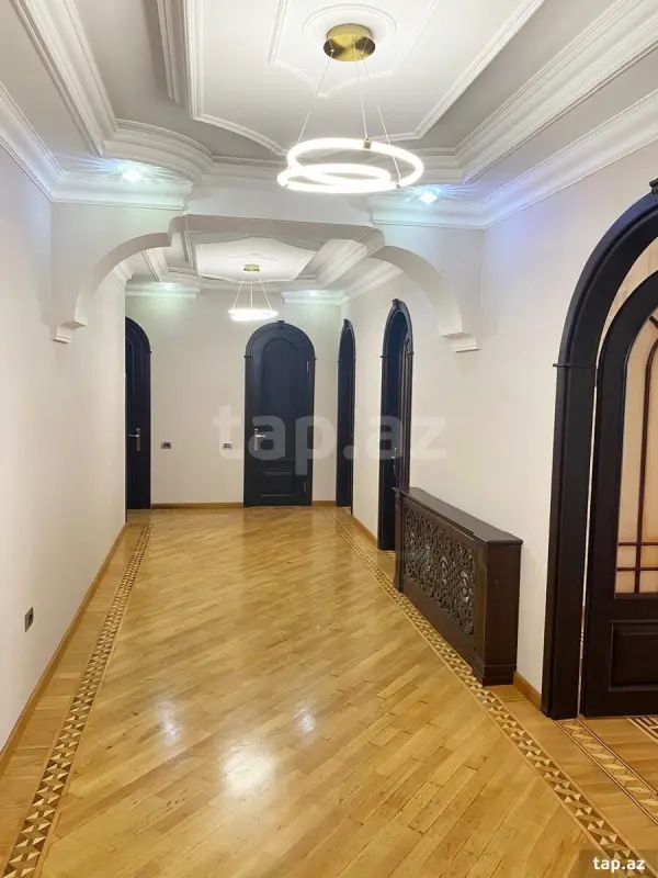 Satılır 3 otaqlı yeni tikili 140 m²