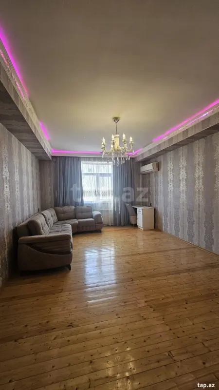 Satılır 2 otaqlı mənzil 80 m²