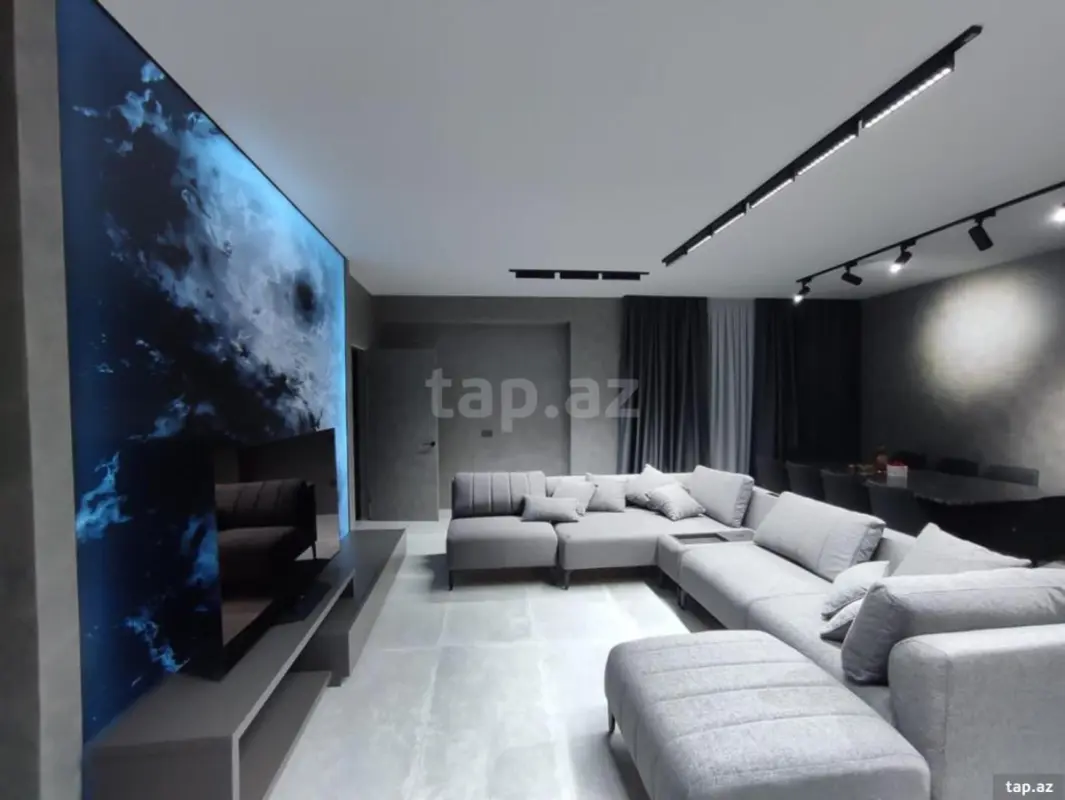Satılır 3 otaqlı yeni tikili 145 m²