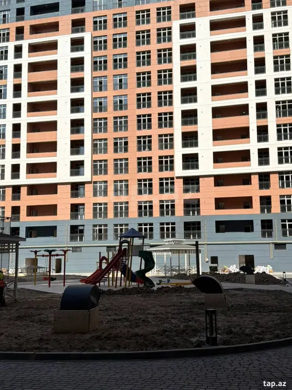 Satılır 2 otaqlı yeni tikili 57.5 m²
