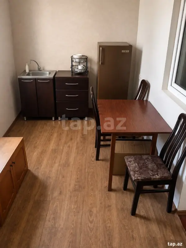 Kirayə verilir 2 otaqlı həyət evi 5 m²